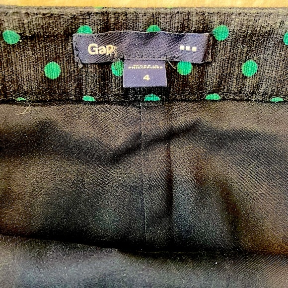 Super Cute Women’s Size 4 Gap Polkadots Skirt - Picture 2 of 5